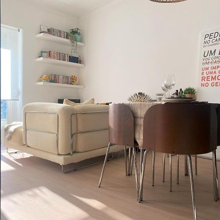 Lisbon, Renovated T2 Apartment Portas De Benfica อามาโดรา ภายนอก รูปภาพ