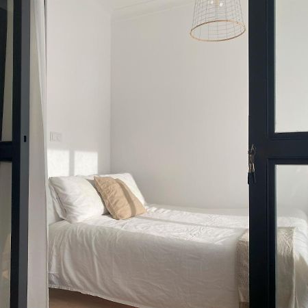 Lisbon, Renovated T2 Apartment Portas De Benfica อามาโดรา ภายนอก รูปภาพ