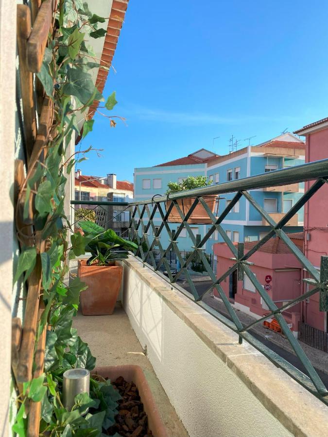 Lisbon, Renovated T2 Apartment Portas De Benfica อามาโดรา ภายนอก รูปภาพ