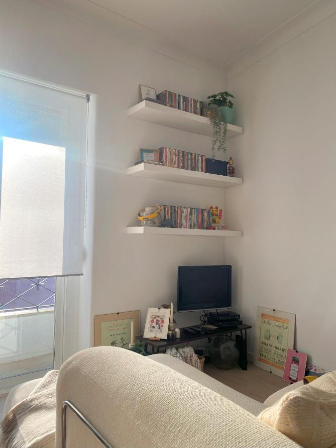 Lisbon, Renovated T2 Apartment Portas De Benfica อามาโดรา ภายนอก รูปภาพ
